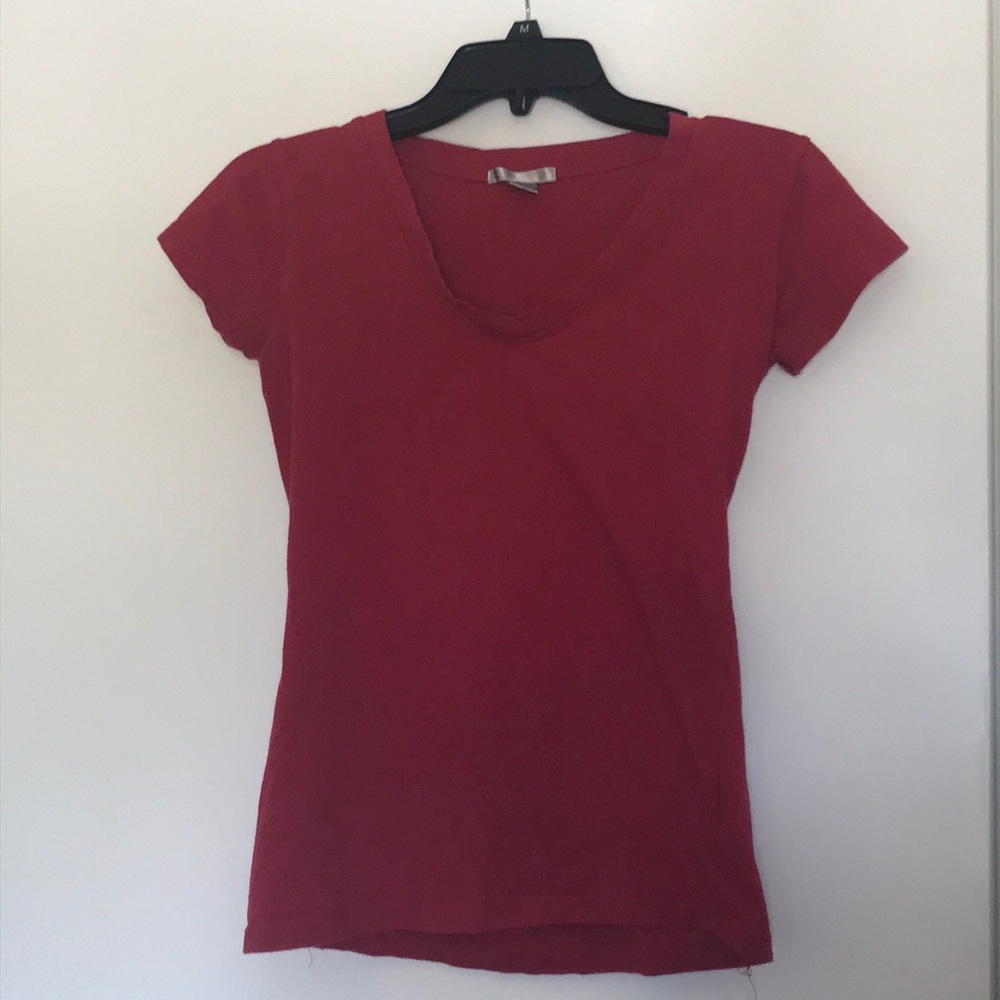 Red v neck T shirt